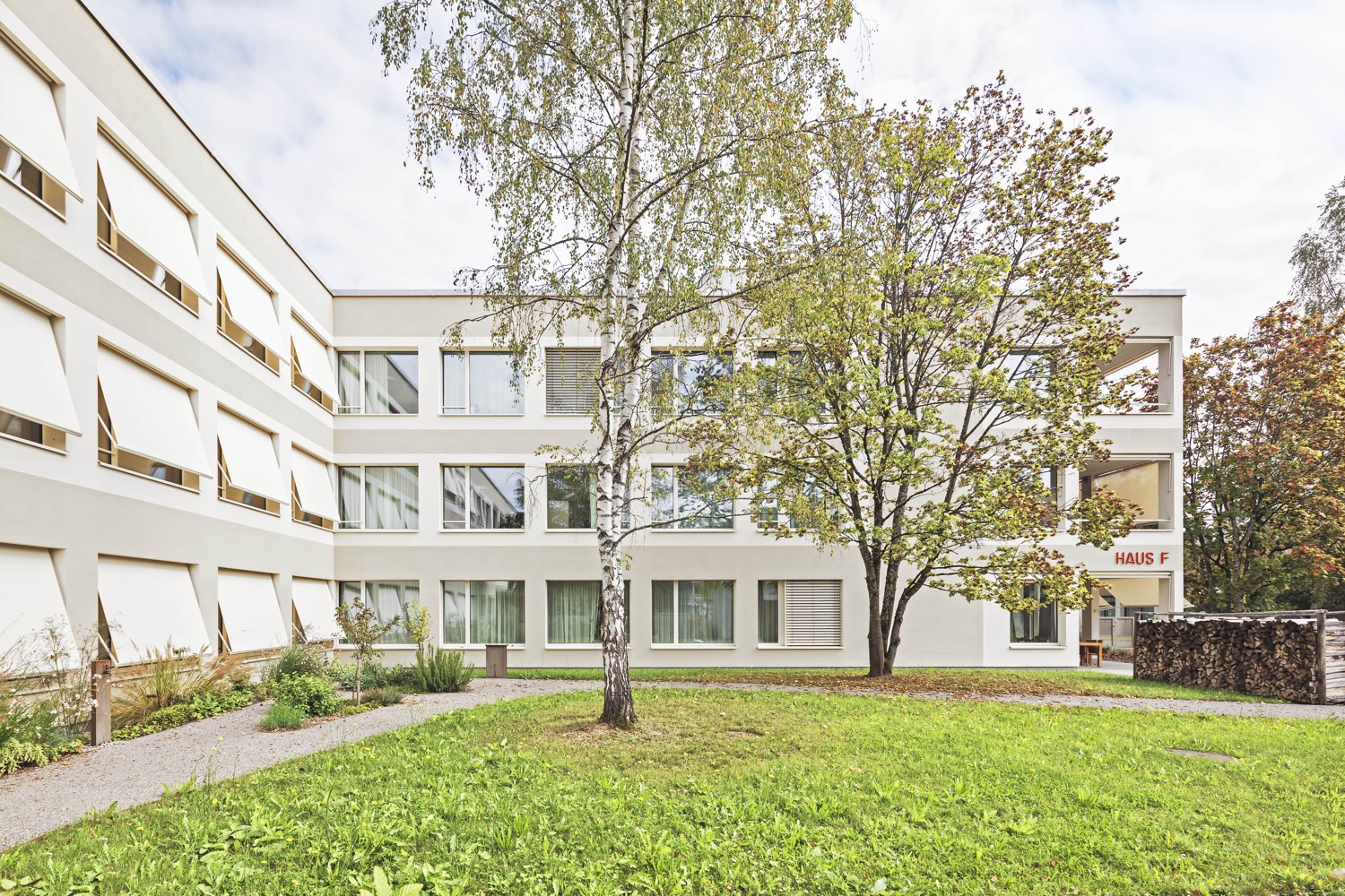 Kompetenzzentrum Pflege und Gesundheit Embrach Haus E/F 2013