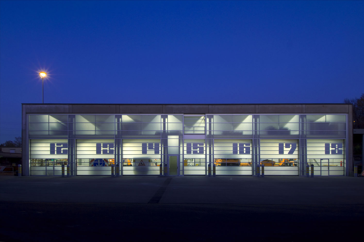 Werkhof Betzholz Hinwil, Einstellhalle Tiefbauamt 2011